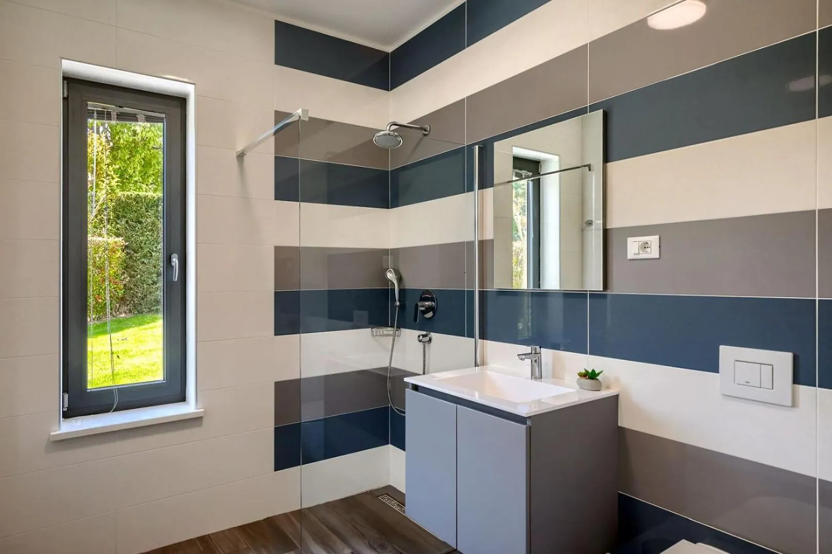 Luxury Villa Nada With Pool In Tinjan Kringa